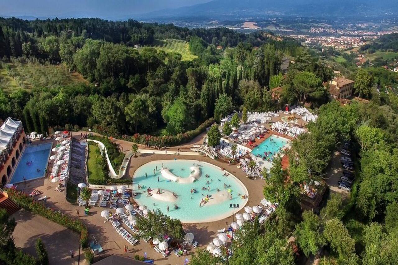 Parco vacanze Hu Norcenni Girasole Village