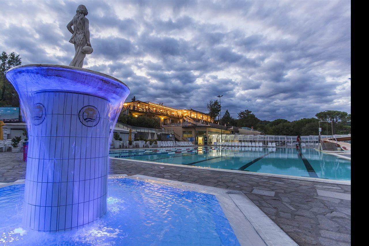 Hu Norcenni Girasole Village Ferienpark