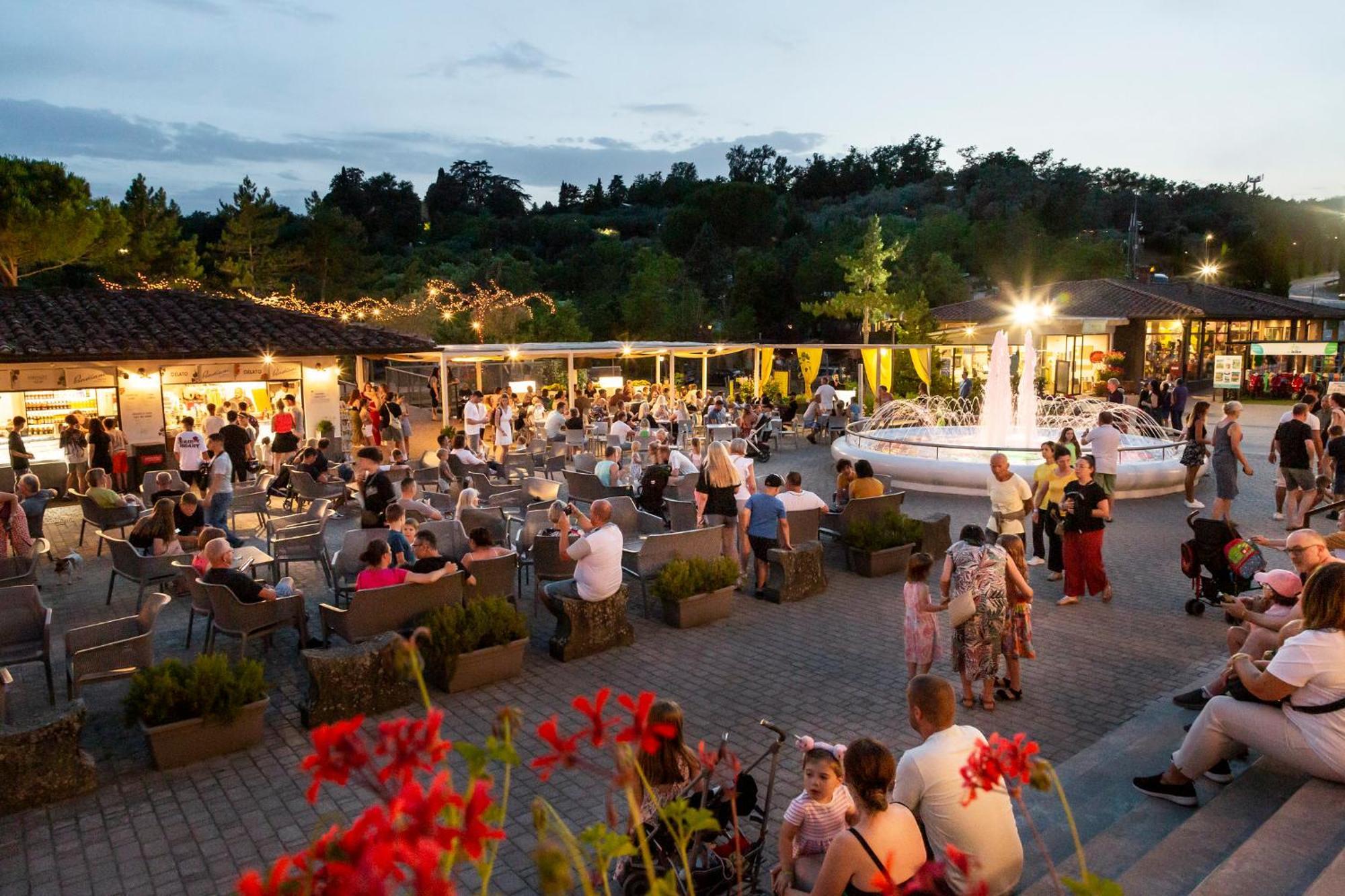 Hu Norcenni Girasole Village Aldeamento Turístico Figline Valdarno