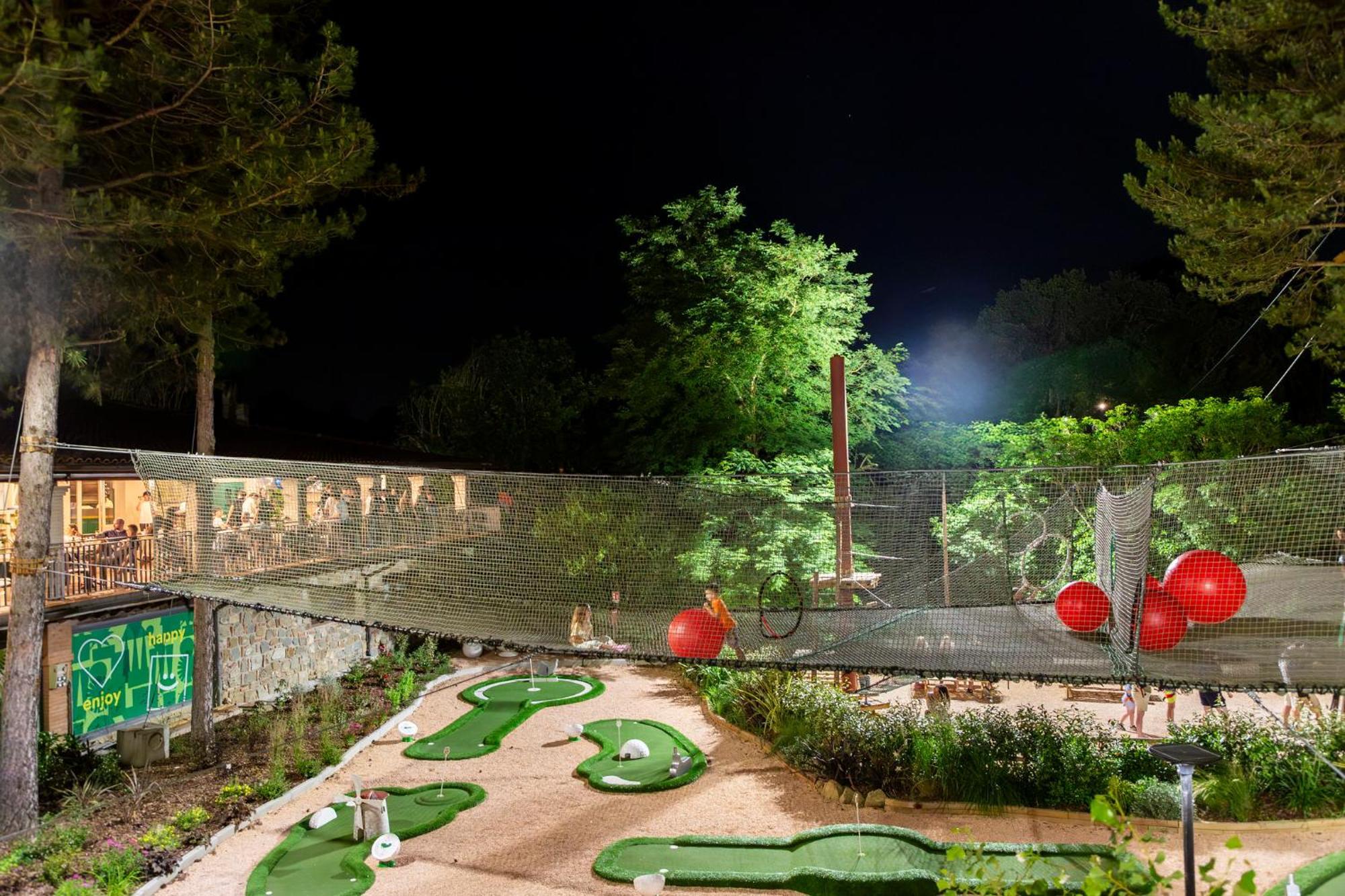 Hu Norcenni Girasole Village 4*